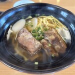 東江そば - 本ソーキそば（中）¥800(価格は訪問時)