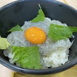 産直市場よってって 道の駅みさき店 - 