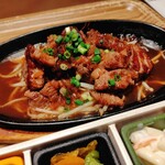 わぎゅう食堂 くらもち - 中落ち角切りステーキ