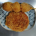 わぎゅう食堂 くらもち - うずら卵串、ポークハムカツ