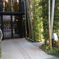 Terrace Dining TANGO - アプローチ。