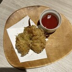 めしや因すけ - まるごと花咲きオニオンフライ