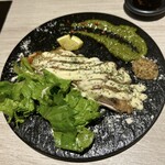 めしや因すけ - 肉厚鶏もものハニーマスタードグリル