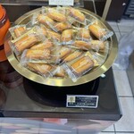 アンリ・シャルパンティエ - 料理写真: