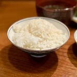 ぽん多本家 - ごはん ¥550（＋赤だし・おしんこ）