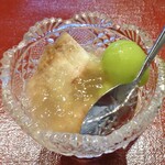 みかみ - モモとシャインマスカットのジュレかけ