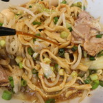 ラーメン二郎 - 赤酢投入～♪