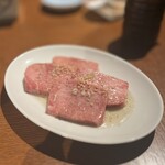 王道焼肉 豆だいふく - 特選厚切りタン塩