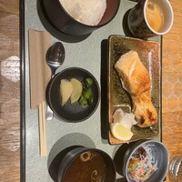 大山鶏と鮮魚 居酒屋 まいか - 