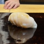 鮨 三心 - ◯鮑貝柱