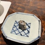 鮨 三心 - ●鱧の皮目炭火焼き