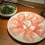 トムクリオーザ - 多田さん24ヶ月熟成　ペルシュウ
      水牛モッツァレラチーズ　ルッコラ　無花果　オリーブオイル　林檎バルサミコ