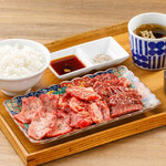 焼肉食堂やまと - タンカルビハラミ定食