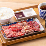 焼肉食堂やまと - カルビハラミ定食