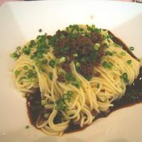 赤坂 四川飯店 - 坦々麺