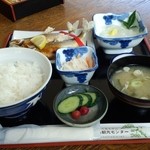 Yamatsuriyama Kankou Senta - 鮎塩焼き定食
                      