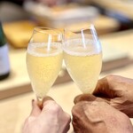 すしやのたい悟 - シャルドネで乾杯✩.*˚