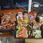 須藤酒店 - 駄菓子は５０円らしい