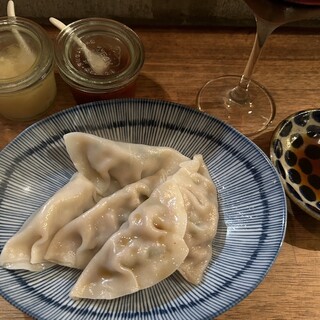 月琴の小さな餃子屋さん_0
