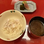 赤坂 詠月 - 鯛めしに香の物、ホッとします。