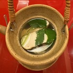 赤坂 詠月 - 松茸と鱧の土瓶蒸し