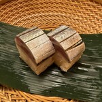 赤坂 詠月 - 鰯のお鮨、絶品です。