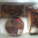 パティスリー リョーコ - パイ二種とチョコタルト