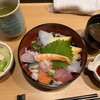 今よし　麹町 - 本日のおまかせ丼。九種のネタが入ってました！