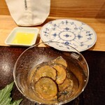 やまぐち - 長野パープル、茄子のピューレ、干し貝柱のジュレ、干し海鼠