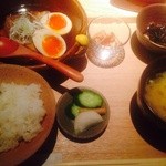 Gohanya Isshin - ランチ  豚の角煮定食