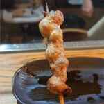 かぶと - 串巻き:尻尾寄りの身｡一番動いてる部位｡脂がのって美味