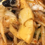 蒙古タンメン中本 - シャキシャキの野菜