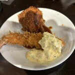 洋食の朝日 - エビフライ　クリームコロッケ