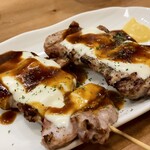 やきとり あらた家 - 豚ヒレチーズ串