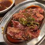 朝採れホルモンとたれ焼肉 金肉屋 - 