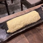 炭達磨 - だし巻き卵　550円