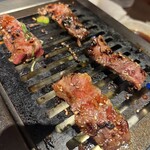 朝採れホルモンとたれ焼肉 金肉屋 - 