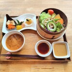 スチーム キッチン ハナカゴメ - 大地の恵み  本日の野菜蒸し