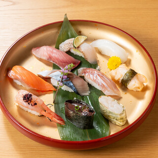 Exquisite Sushi Filled with Toyama's Best