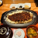 名古屋名物 みそかつ 矢場とん 東京銀座店 - 