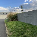 菓匠 きくたろう - 外観。左手に駐車場あり。