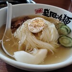 焼肉冷麺やまなか家 - 