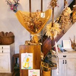 Merci - シックな店内