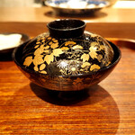 薪鳥新神戸 - お椀（鳥焼売）