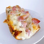 VIRON 丸の内店 - バゲット・グラティネ