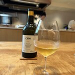 Bekk - 飲まないつもりが、オレンジワインを…（笑）オレンジワインはやっぱりどんな料理とも相性が良いと思います。