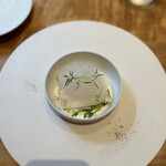 Bekk - 槍烏賊と梨のフロマージュブラン。季節を感じる一品。