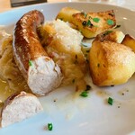 Zum Schwarzen Bären - ★7.5　THURINGIAN BRATWURST  
