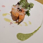 コンチネンタルルーム - サーモンミキュイのサラダ仕立て