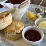 ティー ルーム 南４番クラシック - 